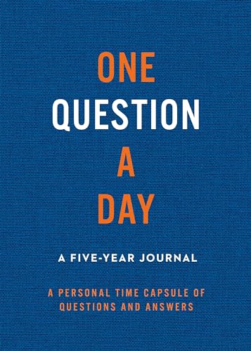 One Question a Day (Navy): A Five-Year Journal: A Personal Time Capsule of Questions and Answers
